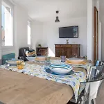 Guesthost - Piazza Castello Dream Apartament Belluno