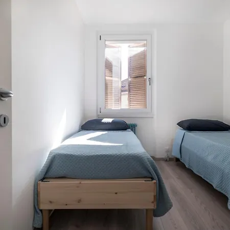 Guesthost - Piazza Castello Dream 벨루노