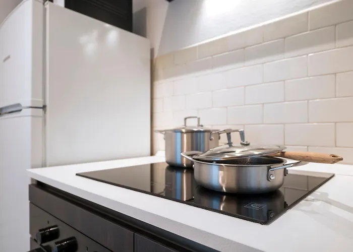 Guesthost - Piazza Castello Dream * Беллуно